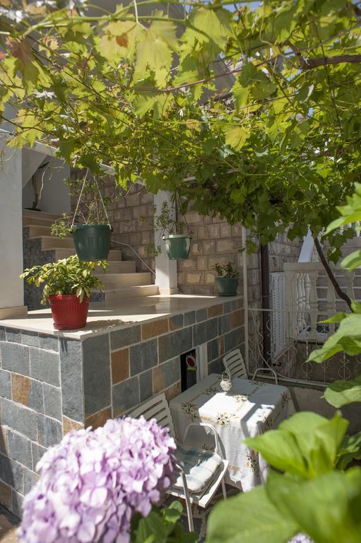 Apartments Peda Свети-Стефан Экстерьер фото
