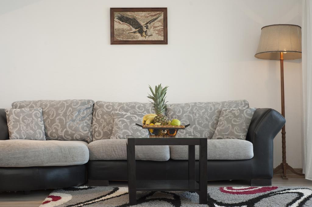 Apartments Peda Свети-Стефан Экстерьер фото
