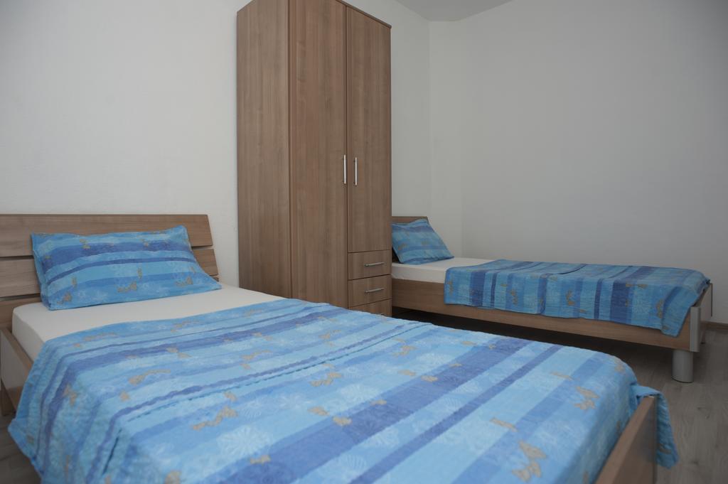 Apartments Peda Свети-Стефан Экстерьер фото