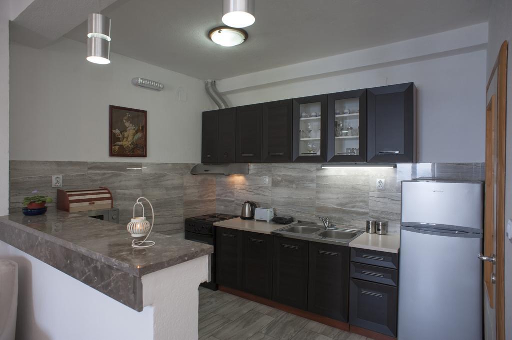 Apartments Peda Свети-Стефан Экстерьер фото
