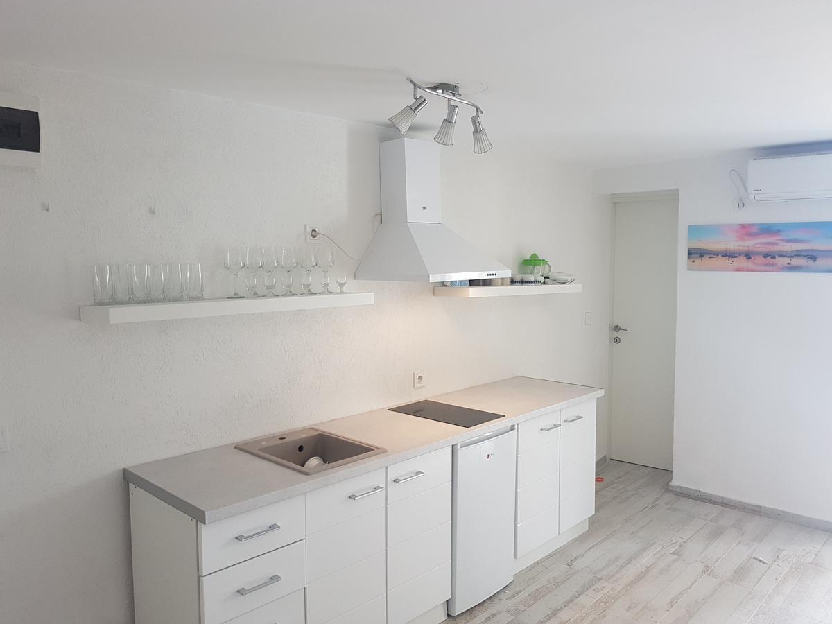 Apartments Peda Свети-Стефан Экстерьер фото